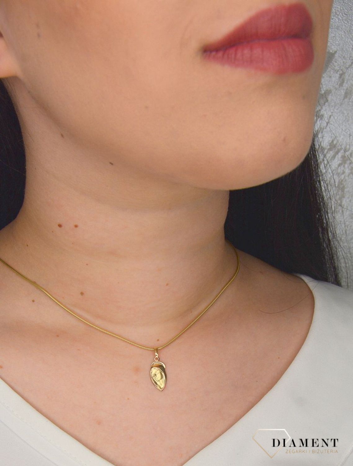 Złota zawieszka 585 Medalik Wizerunek Matki Boskiej ZA 757 585.jpg